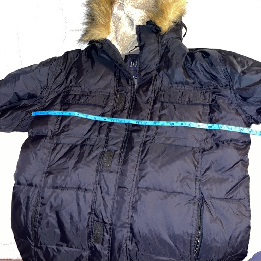 Black medium gap ski jacket in perfect condition like new